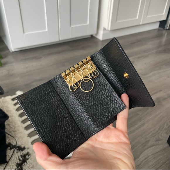 Authentic GUCCI Key Holder - Picture 3 of 10